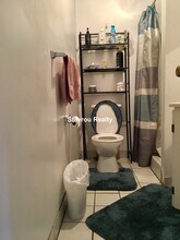 1673 Beacon St, Unit 2 in Brookline, MA - Building Photo - Building Photo