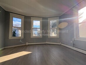 3 Omo St in Middletown, CT - Building Photo - Building Photo