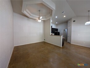 208 Anne Louise Dr in New Braunfels, TX - Building Photo - Building Photo