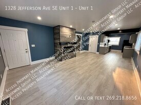 1328 Jefferson Ave SE in Grand Rapids, MI - Building Photo