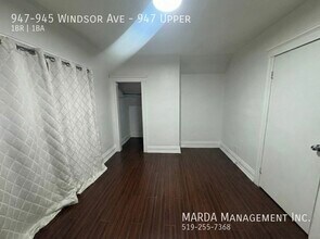 945 Windsor Ave in Windsor, ON - Building Photo - Building Photo