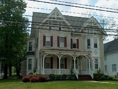 153 S Main St in Yardley, PA - Building Photo