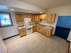 435 Hood St in La crosse, WI - Building Photo - Building Photo