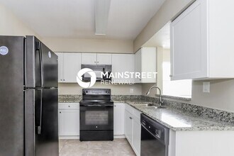 2243 Trelain Dr S in St. Petersburg, FL - Building Photo - Building Photo