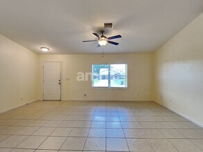 3090 SW Boxwood Cir in Port St. Lucie, FL - Building Photo - Building Photo