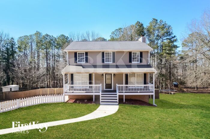 1049 Independence Ct in Alabaster, AL - Building Photo