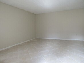 2302 Sunrise Blvd in Fort Pierce, FL - Building Photo - Building Photo