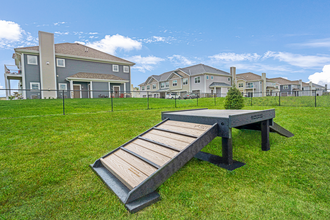 High Bluff at Creekwood Crossing in Menomonee Falls, WI - Building Photo - Building Photo