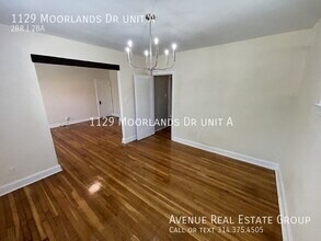 1129 Moorlands Dr in Richmond Heights, MO - Building Photo - Building Photo