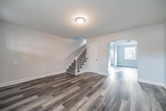 1435 Dartmouth Ave in Parkville, MD - Building Photo - Building Photo