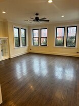 7952 S Champlain Ave in Chicago, IL - Building Photo