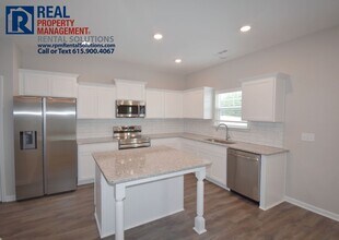 510 Ruby Cate Wy in Murfreesboro, TN - Building Photo - Building Photo