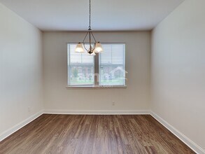 5105 Jack Byrnes Dr in Murfreesboro, TN - Building Photo - Building Photo