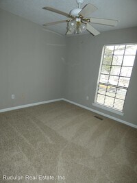 2527 Tahiti Ln photo'