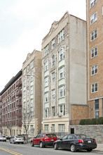 528 Riverside Dr in New York, NY - Building Photo - Primary Photo