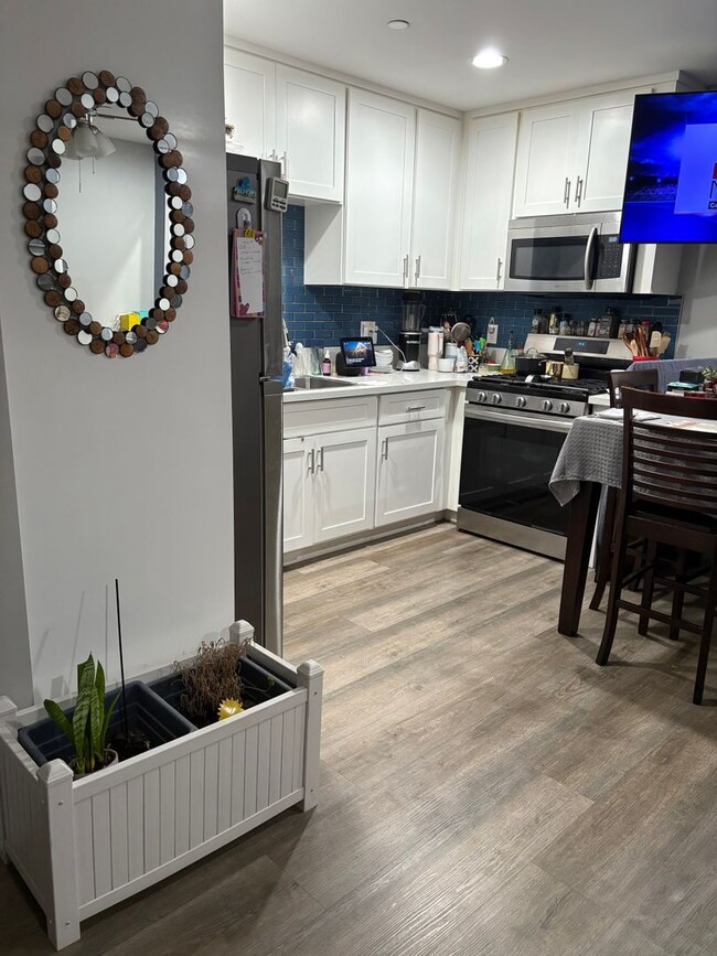 property at 829 E 2nd St