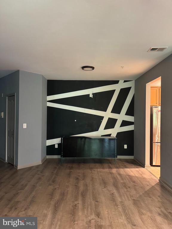 8390 Ice Crystal Dr in Laurel, MD - Building Photo - Building Photo