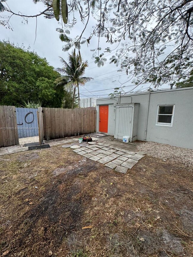 1924 Fillmore St in Hollywood, FL - Building Photo - Building Photo