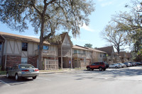 Windsor Tower Apartments in Ocala, FL - Building Photo - Building Photo