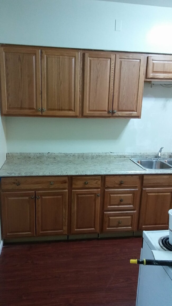 740 South Saginaw St, Unit 742 in Lapeer, MI - Building Photo - Building Photo