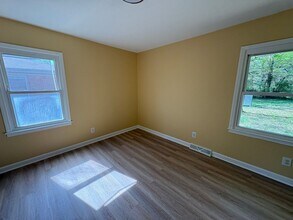 800 Carrington Dr in Charlotte, NC - Building Photo - Building Photo