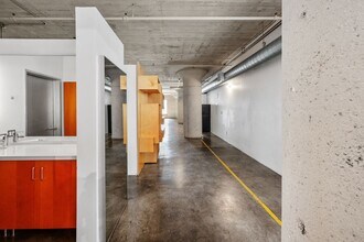 1855 Industrial St, Unit 306 in Los Angeles, CA - Building Photo - Building Photo