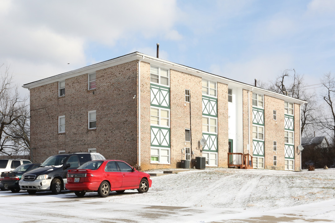 Daniel Court Apartments in Lexington, KY - Building Photo