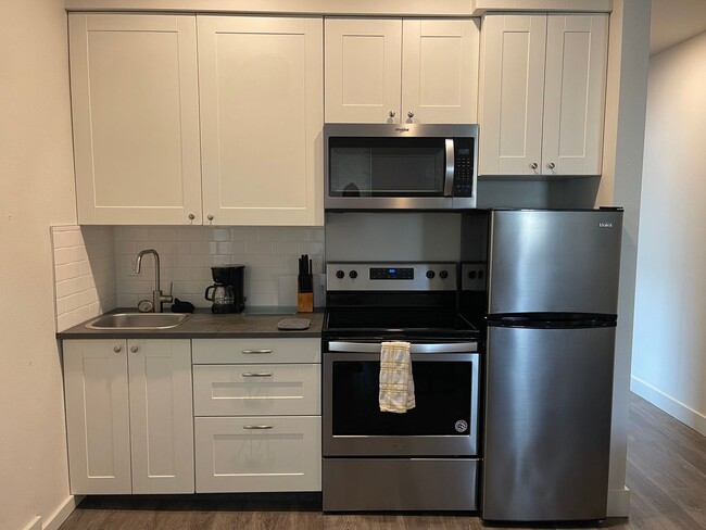 602 4th St in Bremerton, WA - Building Photo - Building Photo