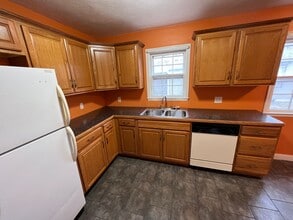 522 W Elm St in Junction City, KS - Building Photo - Building Photo