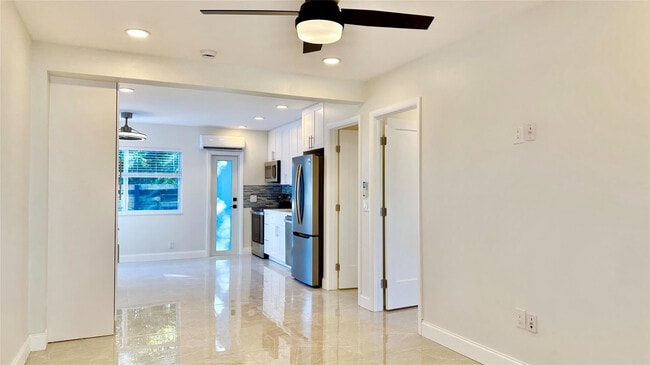 1145 NE 17th Terrace in Fort Lauderdale, FL - Building Photo - Building Photo