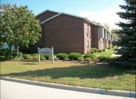 Cimarron Trails in Green Bay, WI - Building Photo