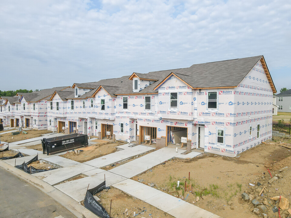 Ellenwood Park in Concord, NC - Building Photo