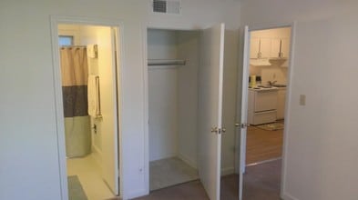 Briarcliff Apartments in Charlotte, NC - Foto de edificio - Interior Photo