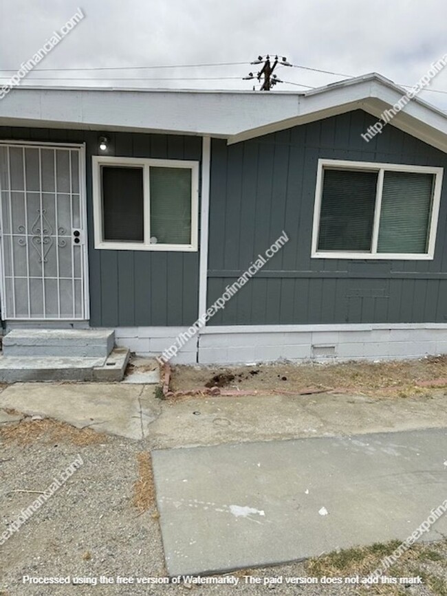 52168 Date Ave in Cabazon, CA - Building Photo - Building Photo