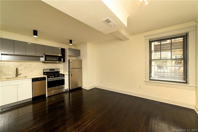 516 Orange St-Unit -31 in New Haven, CT - Building Photo - Building Photo