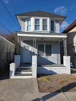 609 Adriatic Ave in Atlantic City, NJ - Building Photo