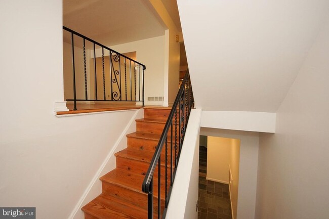10 Catbird Ct in Trenton, NJ - Building Photo - Building Photo