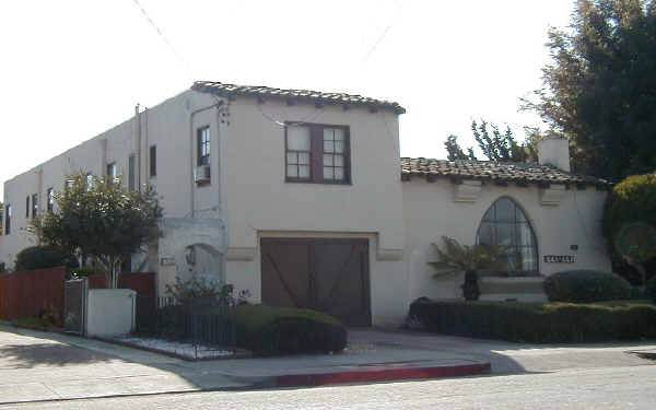 661-667 Dutton Ave in San Leandro, CA - Building Photo