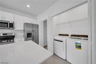 4212 Caterina Ct in North Fort Myers, FL - Building Photo - Building Photo