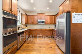 2067 Bandera Dr in Clarksville, TN - Building Photo - Building Photo