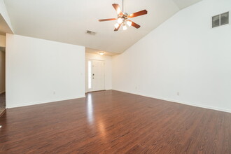 3102 Delaware Loop in Mcdonough, GA - Building Photo - Building Photo
