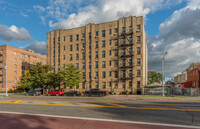 2020 E 41st St in Brooklyn, NY - Foto de edificio - Building Photo