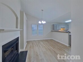 628 Fairgreen Trail in Stockbridge, GA - Building Photo - Building Photo