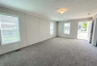 6550 S Kimberly Dr in Holly, MI - Building Photo - Building Photo