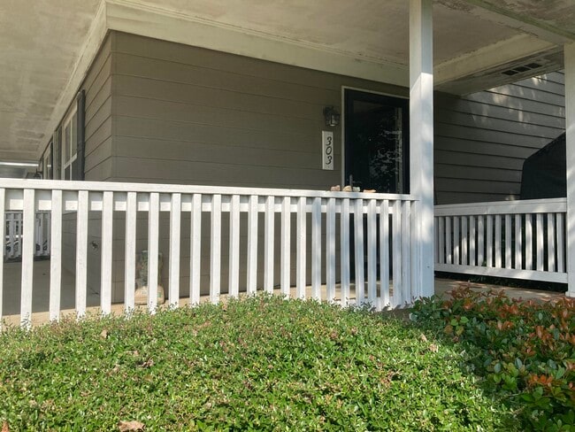 303 Lake Ave in North Augusta, SC - Building Photo - Building Photo