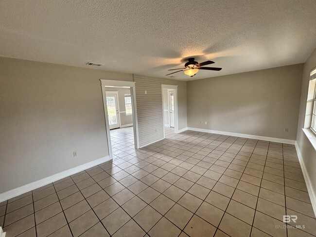 19860 Wilters St in Robertsdale, AL - Building Photo - Building Photo