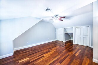 302 Grove St, Unit 302 in Wellesley, MA - Building Photo - Building Photo