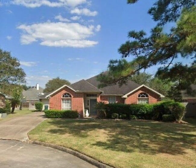 property at 3645 Innisbrook Dr