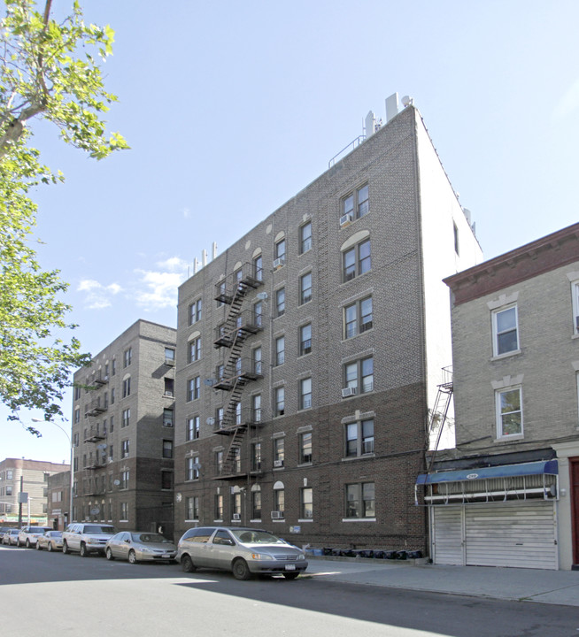 283-285 Albany Ave in Brooklyn, NY - Building Photo