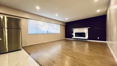 9716-9156 156 St in Surrey, BC - Building Photo - Building Photo